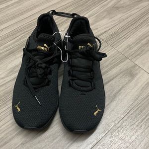 Puma shoes - black